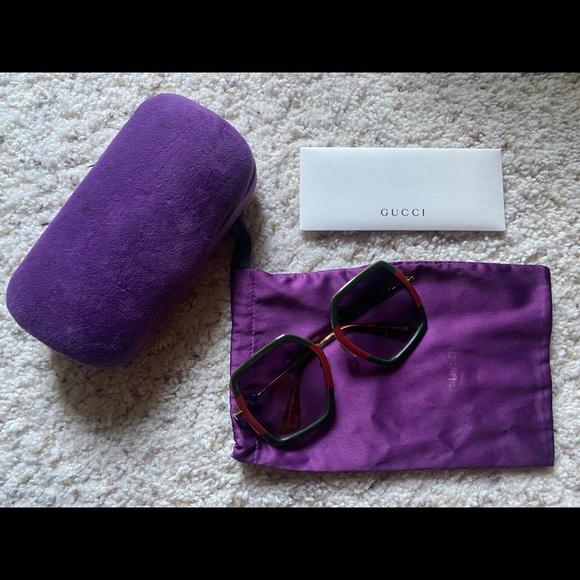 Authentic Gucci Sunglasses - Picture 4 of 4